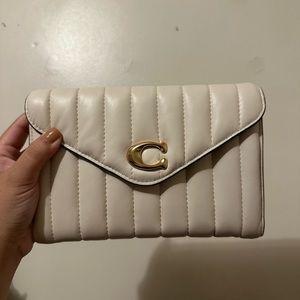Tammie Clutch Crossbody With Puffy Linear Quilting